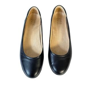 NATURALIZER Flexy 12W Black Pre Owned Flats